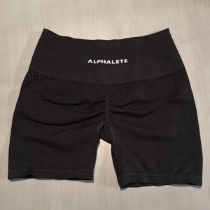 Alphalete Amplify 4.5 Short